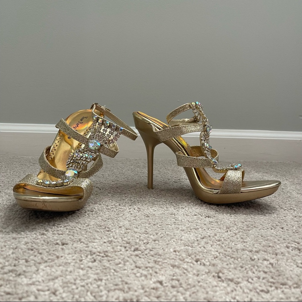 Gold sparkly party heels